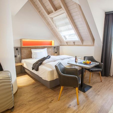 Boutiquehotel Thessoni Classic & Self Service Residence Home Zuerich Regensdorf Exterior photo